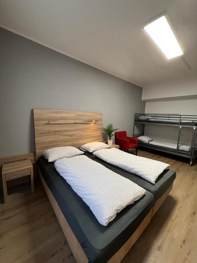 Black Sheep Hostal *